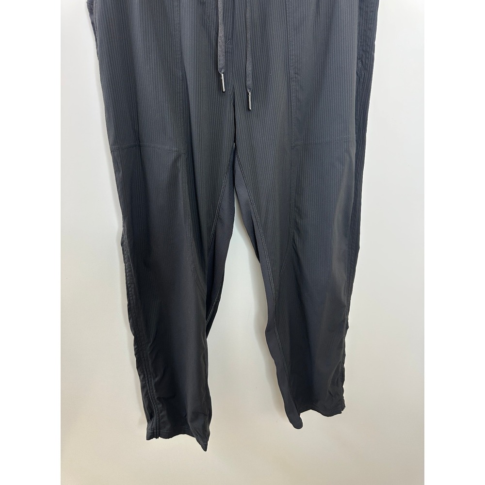 Lululemon Dance Studio Crop Pants 25" Size 6 Graphite Gray Stripe Lightweight - Picture 5 of 16